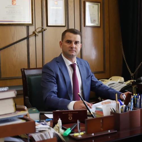 Депутат Нилов прокомментировал предписание Роспотребнадзора носить маски в лифтах и на парковках