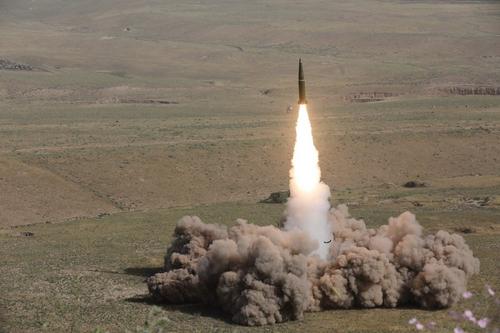 Появилось видео парного пуска армянскими военными ракет «Эльбрус» по позициям армии Азербайджана