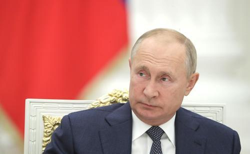 Владимир Путин раскритиковал работу «Роскосмоса»