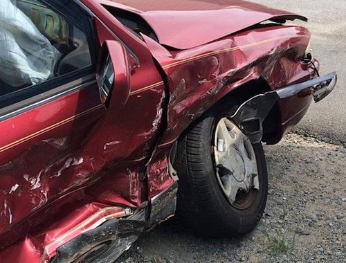 На трассе М-5 в Башкирии произошла массовая авария, погибла женщина