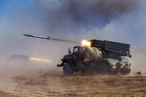 Avia.pro: Армения могла уничтожить ракетами казармы с несколькими сотнями военных Азербайджана