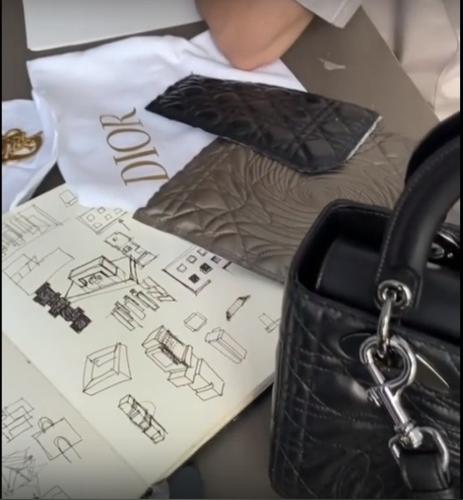 Краснодарская арт-группа сделала дизайн сумки для Dior