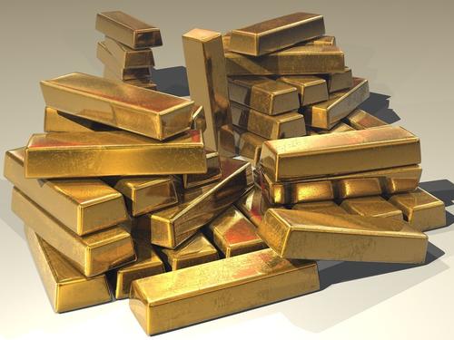 В аэропорту Шереметьево украшения из золота пытались провезти под одеждой пассажирки