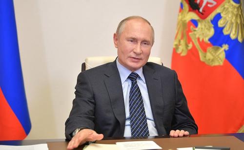 Песков: Путин расскажет, когда сделает прививку от COVID-19