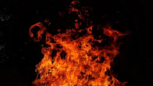 Пожар вспыхнул в одном из жилых домов Красноармейска
