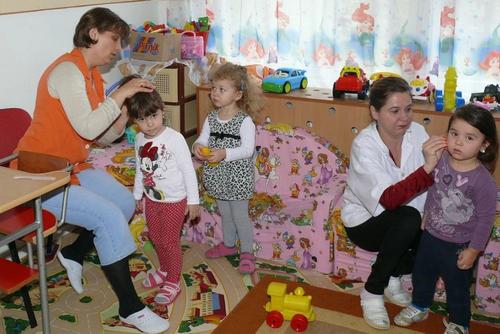 Более 10 тысяч ставропольских сотрудников детских садов сдадут тесты на коронавирус
