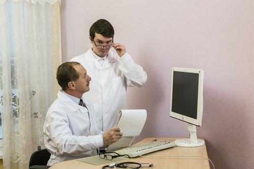 Заслуженный врач РФ Каган: бесконтрольный прием витамина D может привести к проблемам со здоровьем 