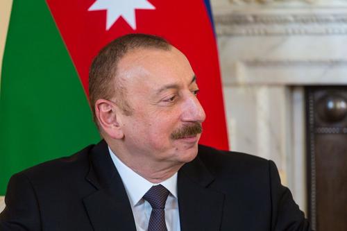 Военкор Стешин назвал «грозным намеком» Азербайджану появление фото Алиева в прицеле иранских пограничников
