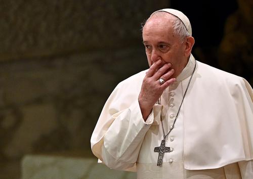 В Ватикане разбираются с «папским лайком» под фото модели в Instagram 