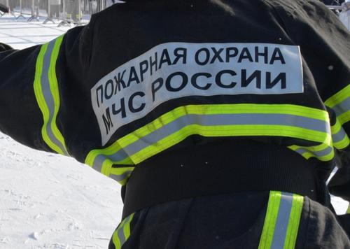При пожаре в многоквартирном доме в Астрахани погиб ребенок