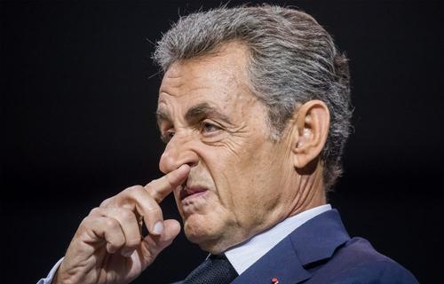 Саркози обвинили в коррупции