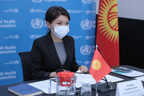 Власти Киргизии приняли решение отменить новогодние корпоративы в стране