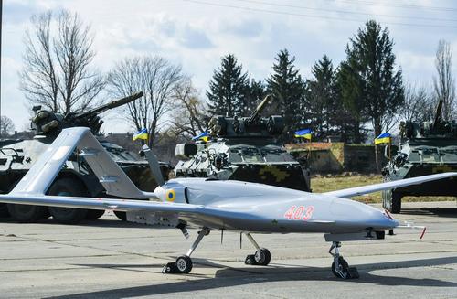 Армия Украины провела учения, в ходе которых впервые применила турецкие дроны Bayraktar TB2 для нанесения ударов