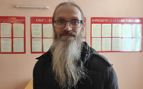 Хабаровского священника арестовали дважды за сутки