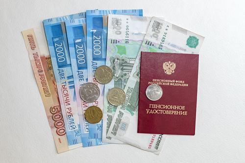 «Царьград»: «миллионы стариков могут пойти по миру» в России в случае увеличения минимального стажа для получения пенсии до 30 лет
