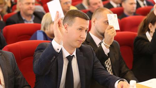 Отец убитого пауэрлифтера требует от Жириновского выгнать депутата из ЛДПР