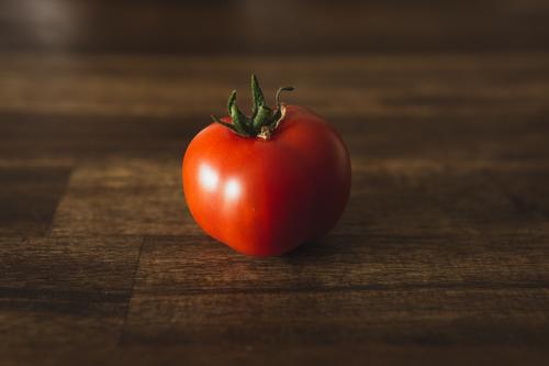 РИА Новости: Баку  ведет переговоры с Москвой о поставках томатов