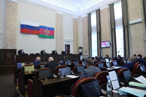 Меры по совершенствованию энергоснабжения в  Краснодарском крае обсудили на сессии ЗСК