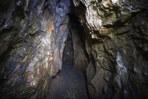 Источник: инструктор отправил детей в Сьяновские пещеры с одним взрослым