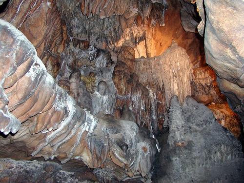 Пропавших в подмосковных пещерах Сьяны детей нашли