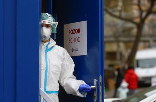 В Чехии с 27 декабря ужесточают ограничения по коронавирусу