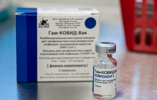 Москва снова расширила список категорий для вакцинации от коронавируса
