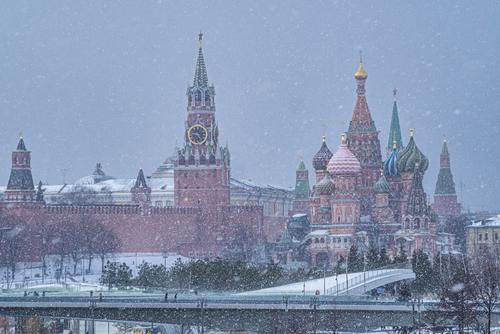 Синоптик Тишковец заявил, что снегопад в Москве закончится через несколько часов