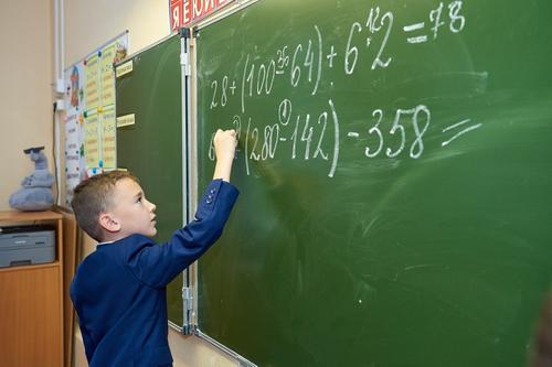 Казахстанские школы перейдут на смешанную систему обучения после нового года