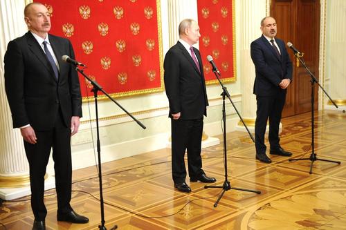 По итогам переговоров Путина, Алиева и Пашиняна подготовлено совместное заявление