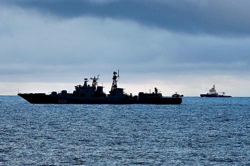 Avia.pro: российские силы могут обстрелять американские корабли в Арктике, если они войдут в акваторию РФ   
