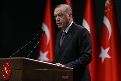 Аналитик Бурак Бекдил: для Турции Эрдогана наступает время расплаты за покупку российских С-400