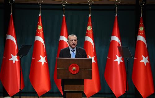 Бывший премьер Турции Давутоглу предрек скорое «устранение» президента Эрдогана