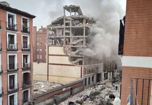 TeleMadrid: при взрыве в Мадриде погибли несколько человек