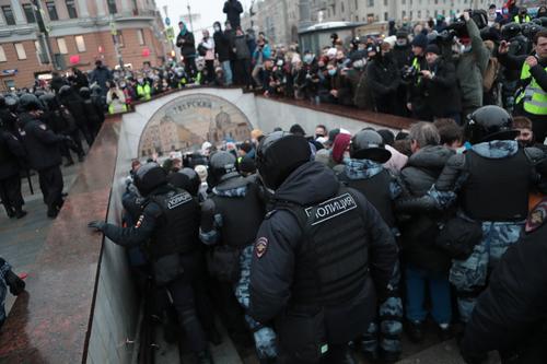 Глава МИД Британии прокомментировал протестные акции в России