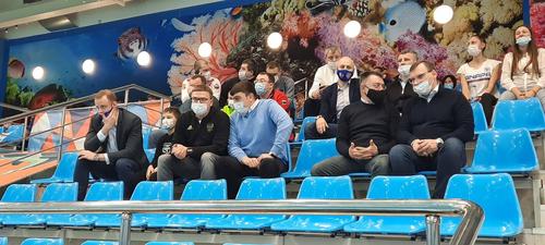 Челябинский губернатор побывал на победном матче «Уралочки»
