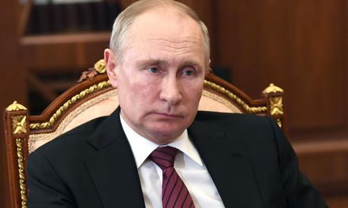 Путин назвал незаконные акции протеста «опасными»
