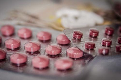 Мясников заявил, что обезболивающие препараты могут нанести серьезный вред организму