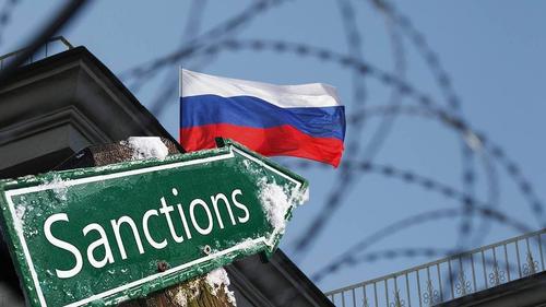 ФБК Навального обратился к Байдену с просьбой ввести санкции против 35 россиян. В списке - олигархи, чиновники и журналисты