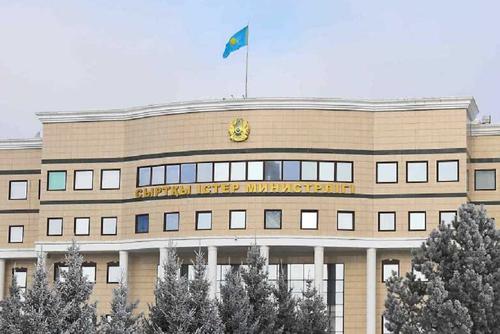 Казахстан отреагировал на решение России и США продлить ДСНВ