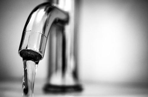 Количество отравившихся холодной водой в Красноярске достигло 53 человек