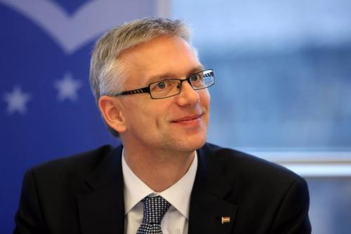 Премьер-министр Латвии высказался по поводу абсурдных ограничений в торговле