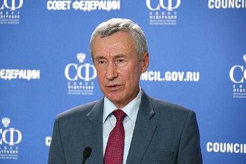 Климов считает, что против России ведется целенаправленная работа