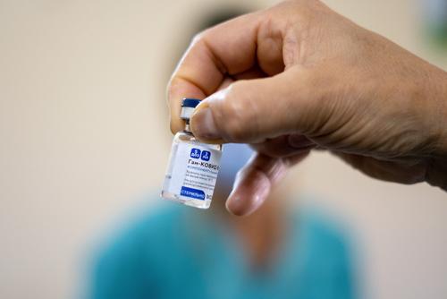 Российская вакцина «Спутник V» прошла этап научной консультации лекарственного регулятора ЕС