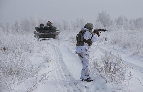 Украинские силовики подорвались на своих же минах, утверждают в ЛНР