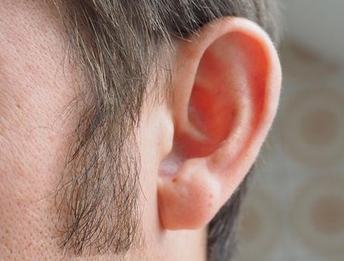 Врач-невролог Евдокимов перечислил заболевания, о которых может свидетельствовать шум в ушах