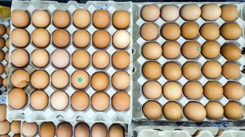 В российских магазинах подорожают яйца и мясо птицы. О подорожании узнали в торговых сетях