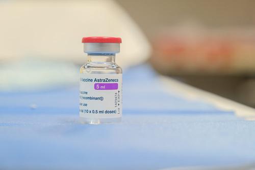 На Украине зарегистрировали вакцину AstraZeneca 