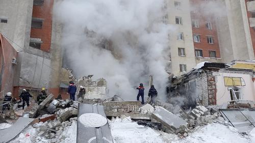 МЧС опубликовало кадры с места взрыва в Нижнем Новгороде, есть пострадавшие 