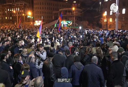 Три демонстрации политических противников пройдут в Ереване в понедельник, 1 марта