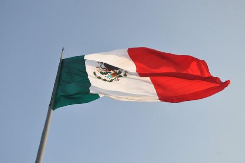 Лопес Обрадор пригласил Байдена в Мексику